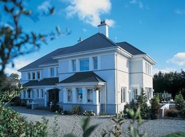 killarney-lodge.jpg